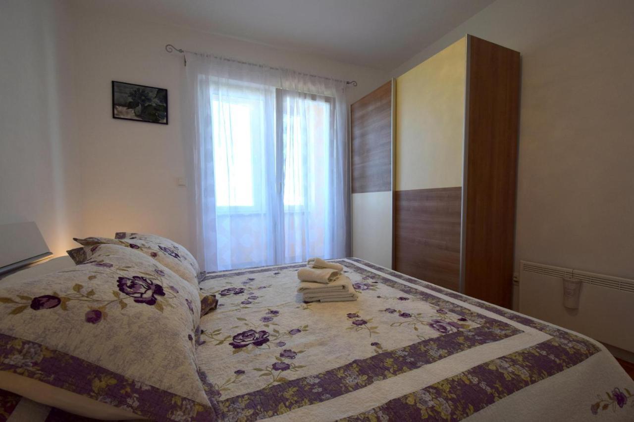 מאלינסקה Apartment Lucy מראה חיצוני תמונה